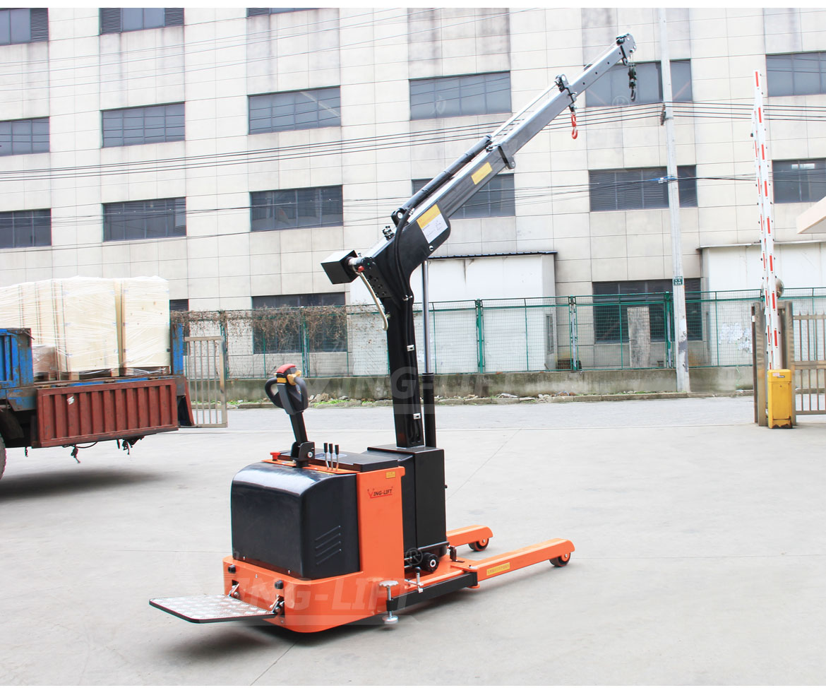 全電動旋轉(zhuǎn)小吊機(jī)