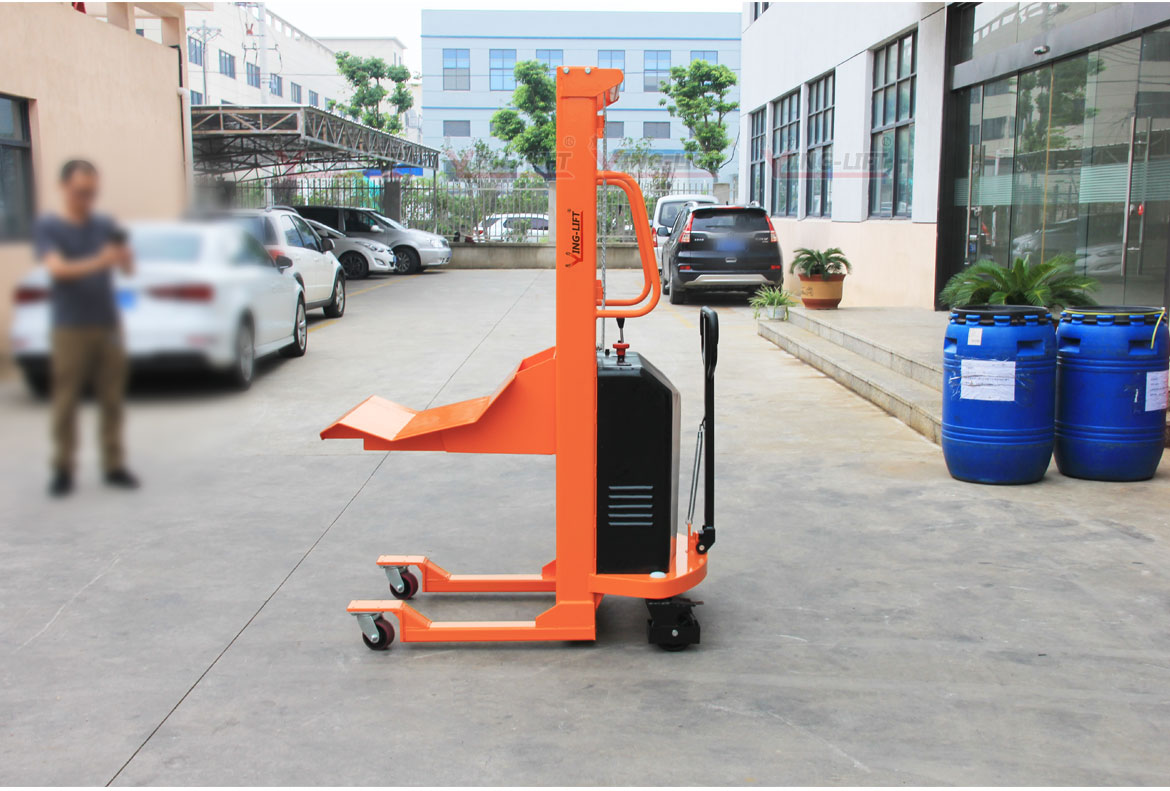 電動(dòng)卷膜搬運(yùn)車(chē)