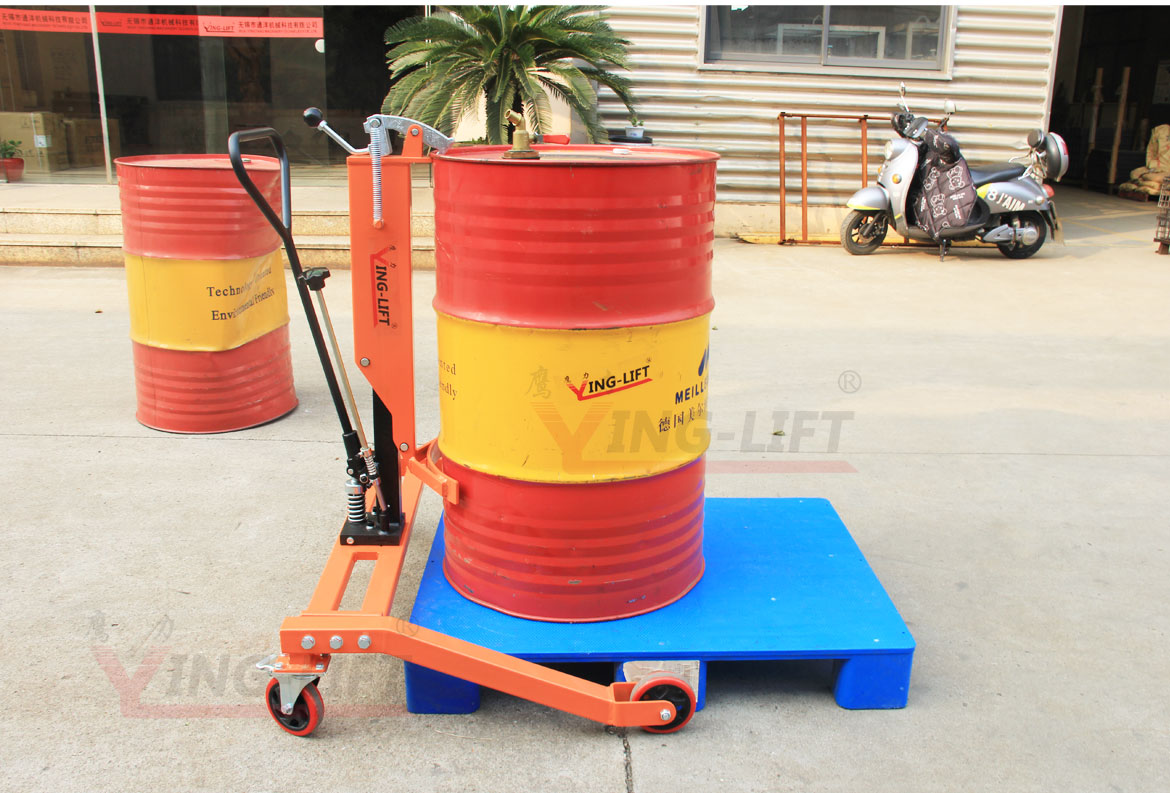 低支腿輕型液壓油桶搬運(yùn)車